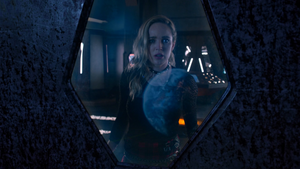 Ground Control to Sara Lance 014.png